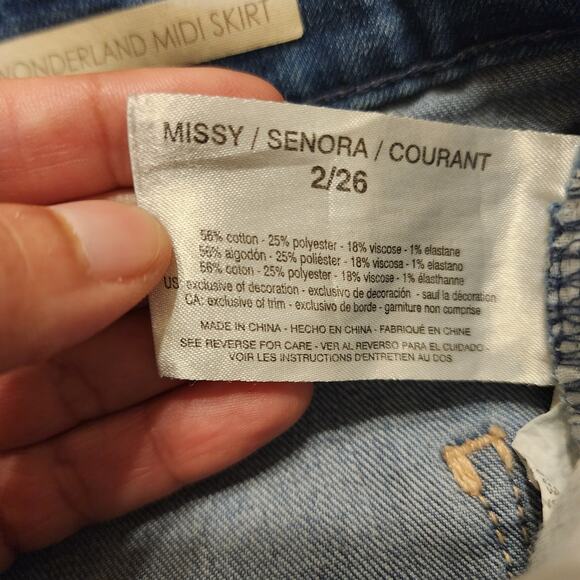 Vintage America Embroidered Wonderland Asymmetrical Denim Mini Skirt, Size 2/26 - Picture 4 of 10